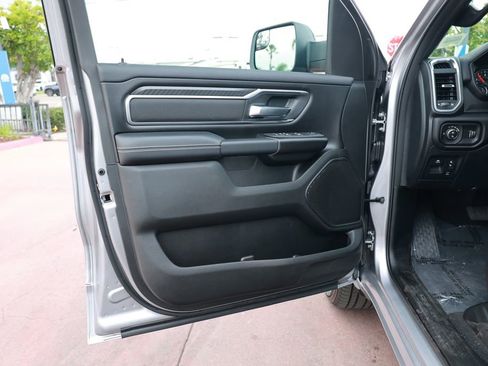 New 2026 RAM 1500 4x4 Crew Cab image 11