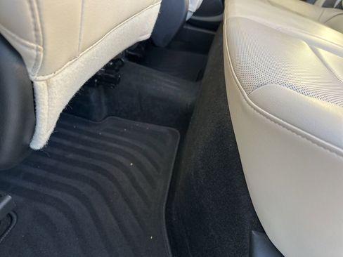 Used 2024 Buick Encore GX Avenir w/ Avenir Convenience Package image 23