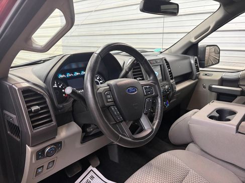 Used 2018 Ford F150 XLT w/ Equipment Group 302A Luxury AWD/4WD image 12