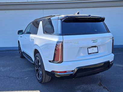 New 2026 Cadillac Escalade IQL Sport 1 w/ LPO, Etrunk Organizer Package