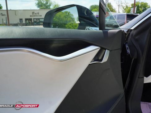 Used 2017 Tesla Model S 100D AWD/4WD image 17