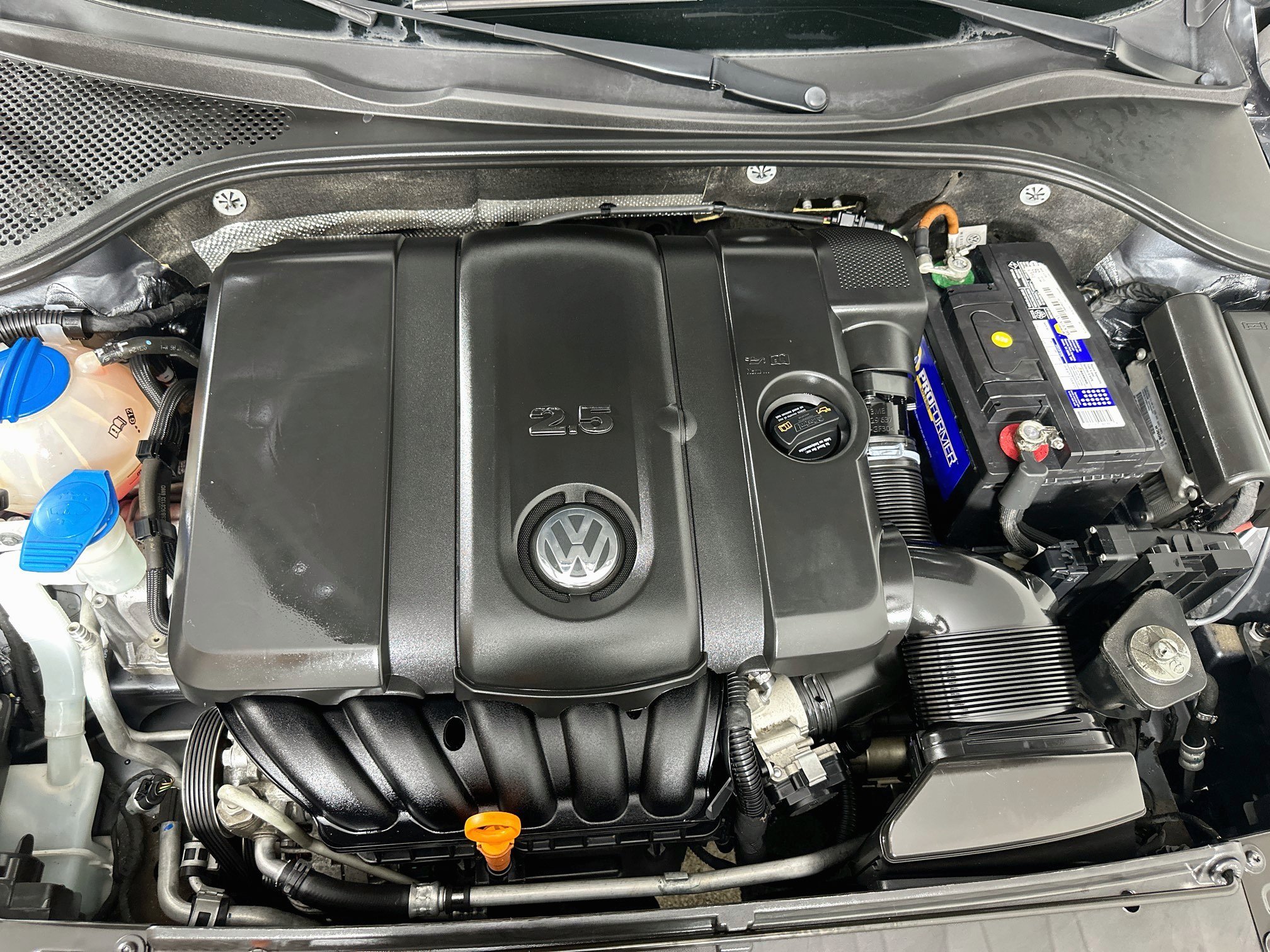 Used 2012 Volkswagen Passat 2.5 SEL Premium FWD image 31
