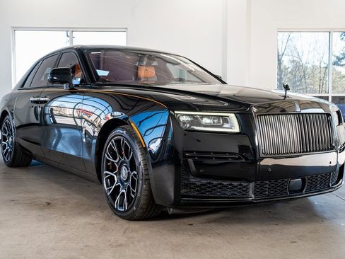 Used 2022 Rolls-Royce Ghost Black Badge image 4