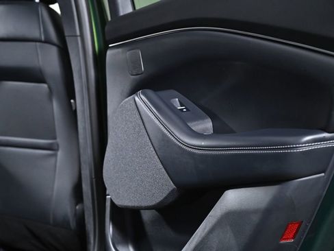 Used 2024 Ford Mustang Mach-E Premium image 35