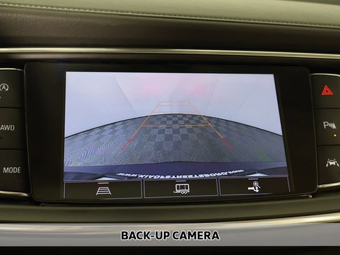 Used 2023 Buick Enclave Essence w/ Experience Buick Package image 6