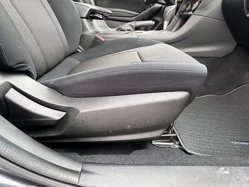 Used 2019 Subaru Crosstrek 2.0i AWD/4WD image 13