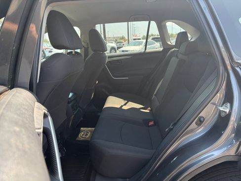 Certified 2022 Toyota RAV4 LE AWD/4WD image 25