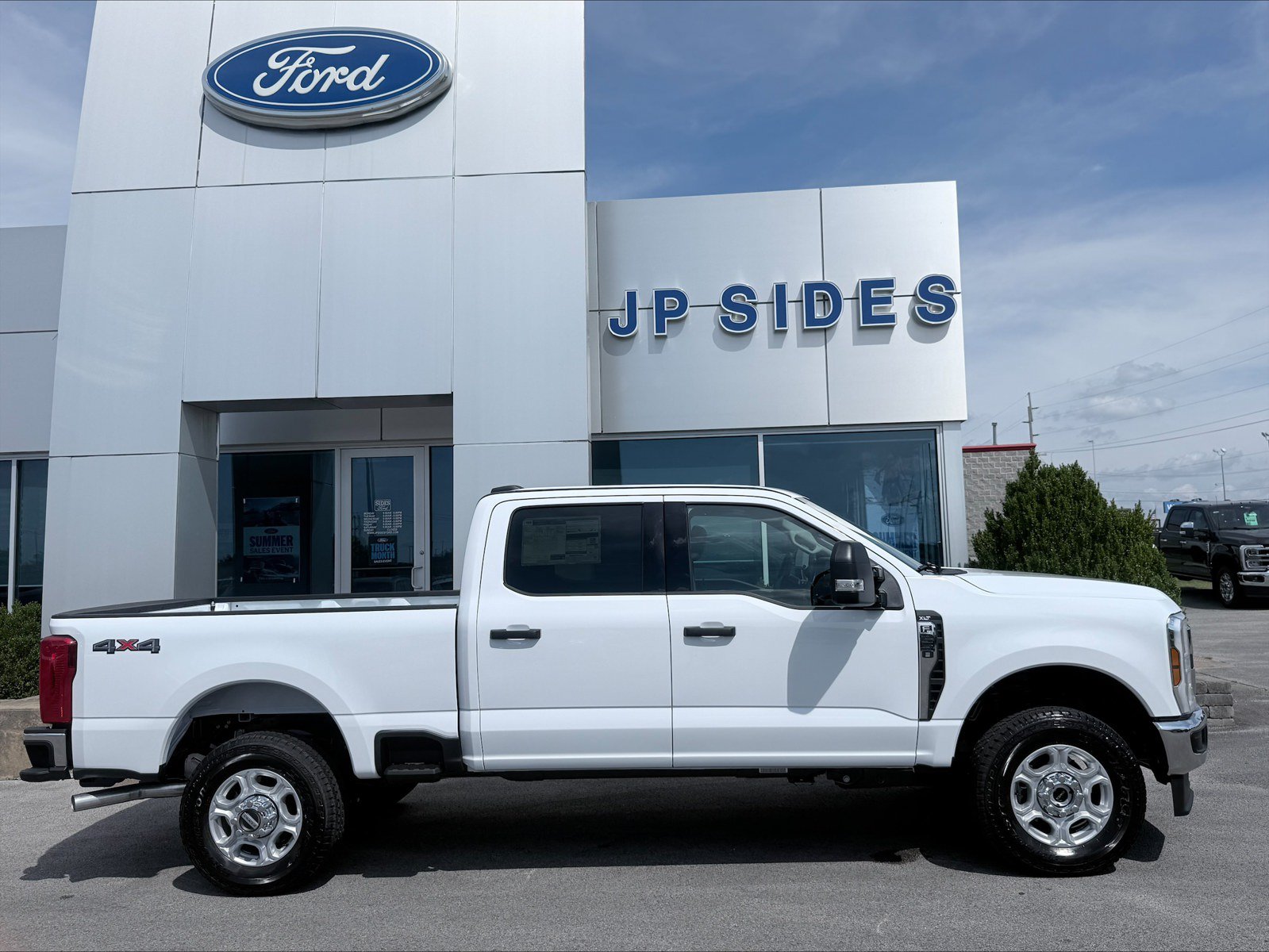 New 2027 Ford F250 XLT w/ Camper Package AWD/4WD image 8