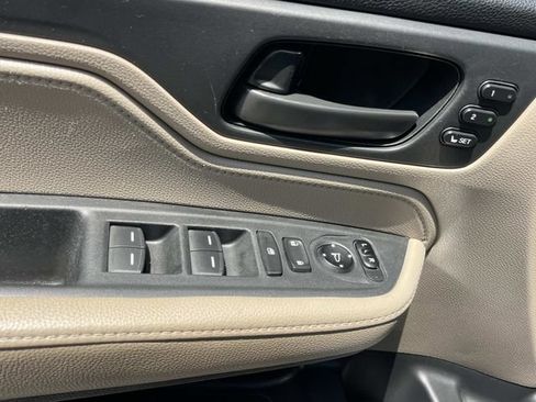 Used 2019 Honda Odyssey EX-L image 36