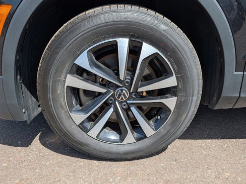 Used 2024 Volkswagen Tiguan S AWD/4WD image 15