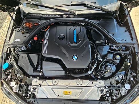 Used 2021 BMW 330e w/ Premium Package RWD image 34