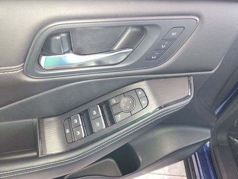 Used 2023 Nissan Rogue SL image 30