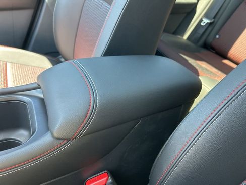New 2026 Nissan Kicks SR w/ SR Premium Package FWD image 36