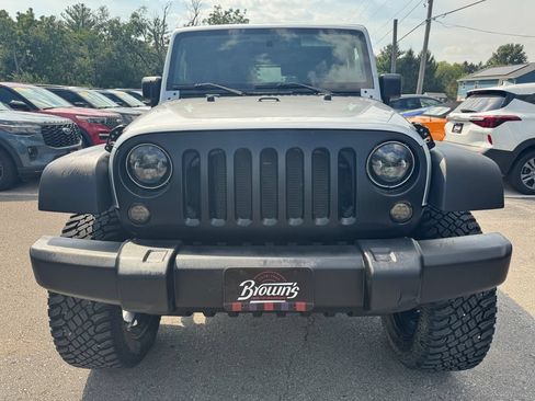 Used 2008 Jeep Wrangler X AWD/4WD image 2