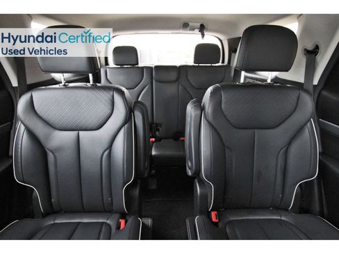 Certified 2025 Hyundai Palisade SEL AWD/4WD image 16