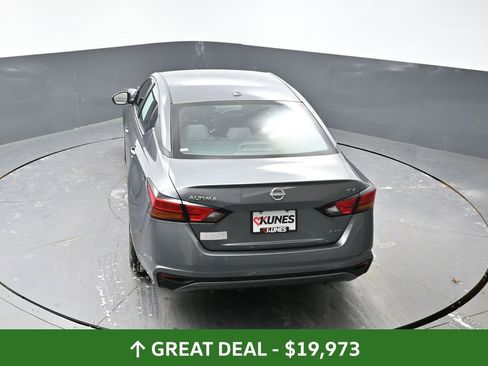 Used 2024 Nissan Altima 2.5 SV image 49