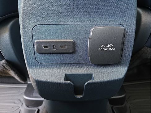 New 2026 Ford Maverick Lariat AWD/4WD image 13