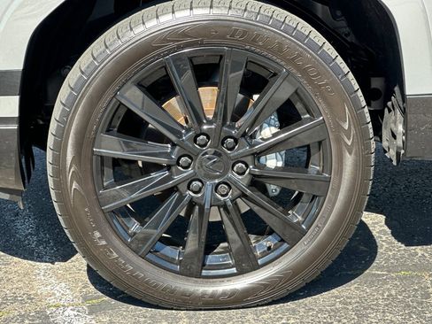 Certified 2024 Lexus GX 550 w/ Accessory Package (2T) image 38