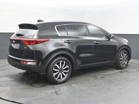 Used 2017 Kia Sportage EX image 7