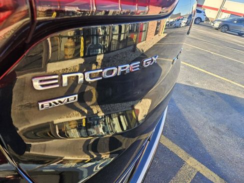 Used 2024 Buick Encore GX Sport Touring image 15