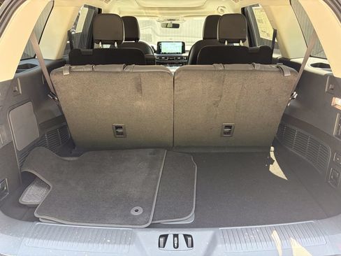 New 2026 Lincoln Aviator AWD image 21