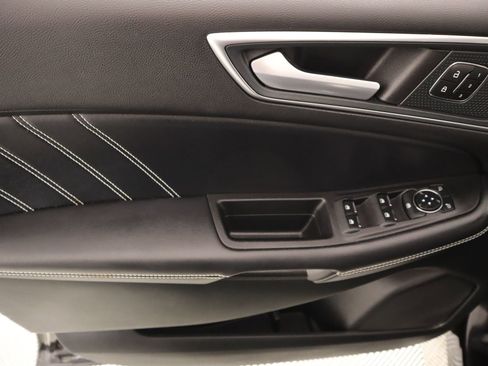 Used 2024 Ford Edge ST w/ Equipment Group 401A image 16