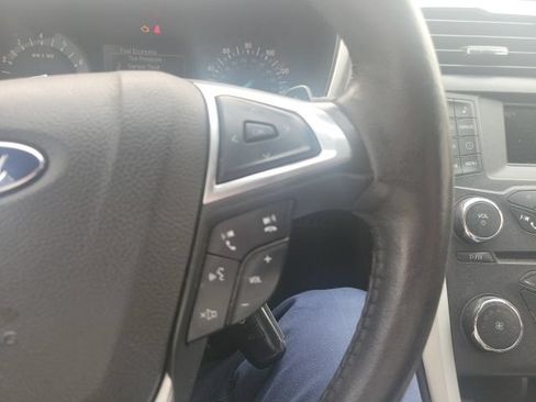 Used 2016 Ford Fusion SE w/ Equipment Group 201A AWD/4WD image 14