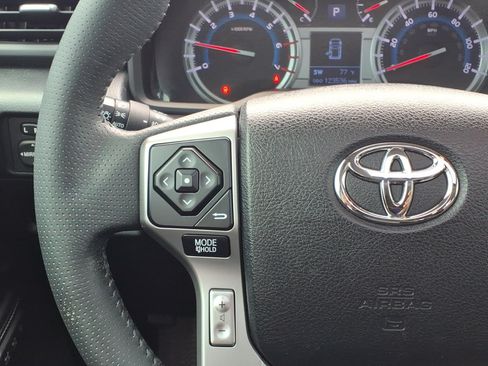 Used 2016 Toyota 4Runner Limited AWD/4WD image 11