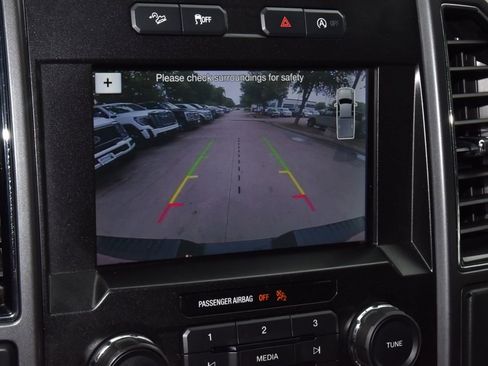 Used 2019 Ford F150 XLT w/ Equipment Group 302A Luxury AWD/4WD image 28