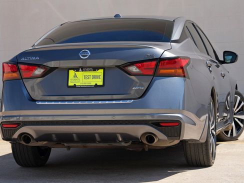 Used 2021 Nissan Altima 2.5 SR AWD/4WD image 4