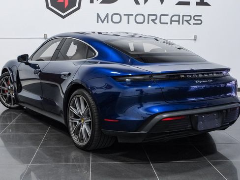 Used 2022 Porsche Taycan 4S image 11