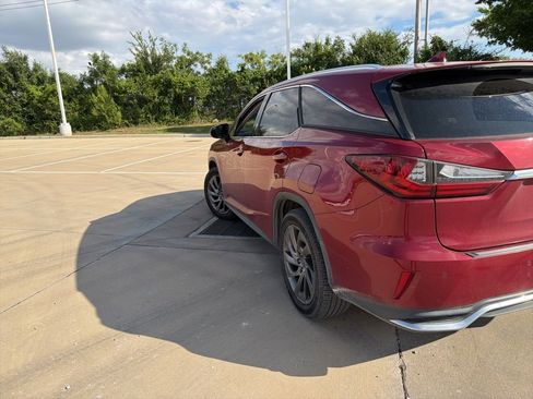 Used 2018 Lexus RX 350L Luxury w/ Accessory Package FWD image 5