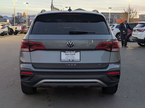Used 2024 Volkswagen Taos S image 7