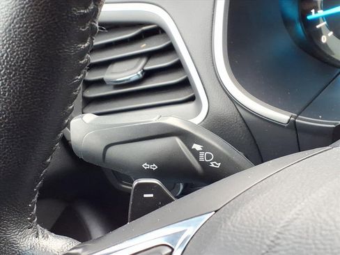 Used 2018 Ford Edge SEL w/ Class II Trailer Tow Package image 23