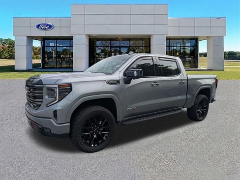 Used 2026 GMC Sierra 1500 AT4 w/ AT4 Premium Package AWD/4WD image 4
