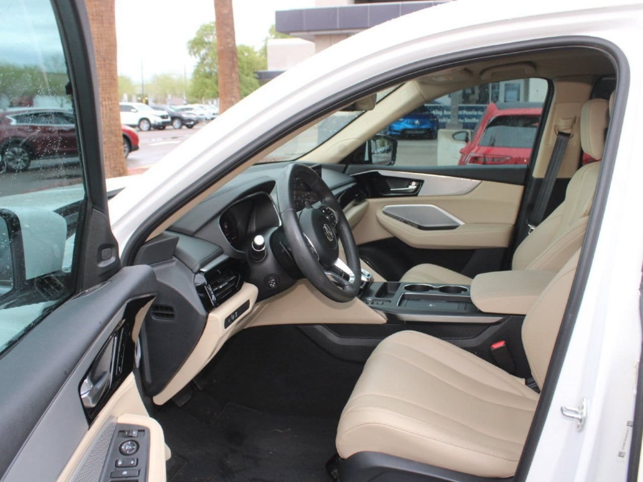 Used 2024 Acura MDX FWD image 10