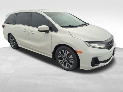 Used 2025 Honda Odyssey Elite image 8
