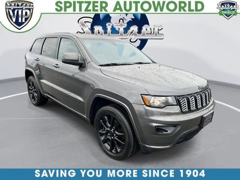 Used 2018 Jeep Grand Cherokee Altitude AWD/4WD image 1