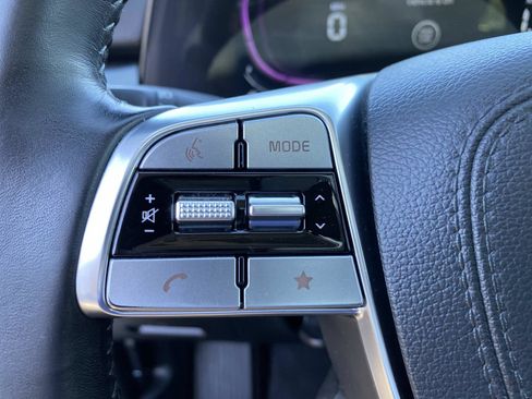 Used 2025 Kia Telluride S AWD/4WD image 18
