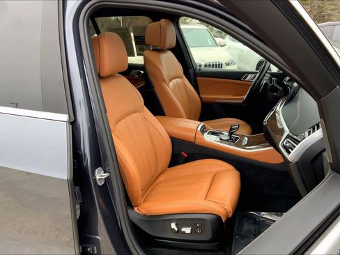 Used 2020 BMW X5 xDrive40i w/ Premium Package image 9