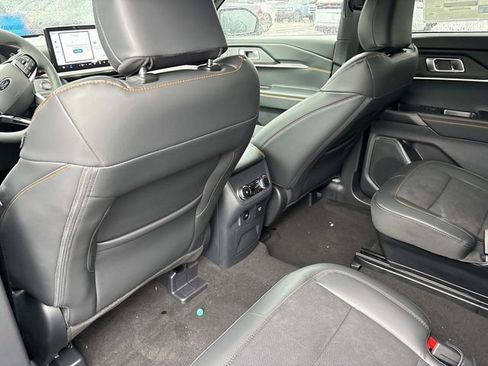 New 2026 Ford Explorer Tremor w/ Tremor Convenience Package AWD/4WD image 17