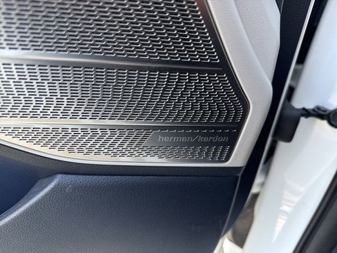 Used 2024 Hyundai Palisade Calligraphy FWD image 20