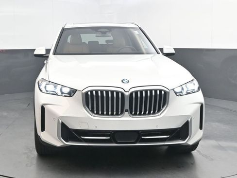Certified 2024 BMW X5 xDrive40i w/ Premium Package AWD/4WD image 10