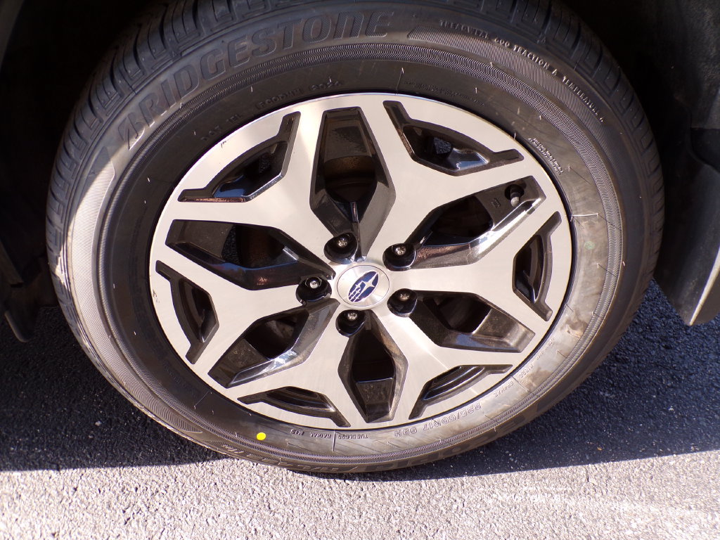 Used 2019 Subaru Forester Premium AWD/4WD image 5