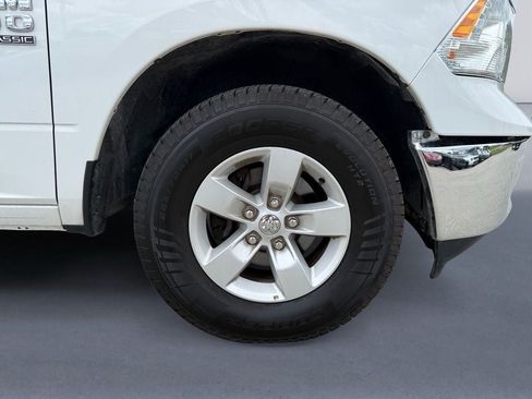 Used 2021 RAM 1500 Classic SLT AWD/4WD image 9