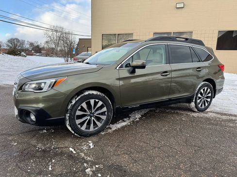 Used 2015 Subaru Outback 2.5i Limited image 4