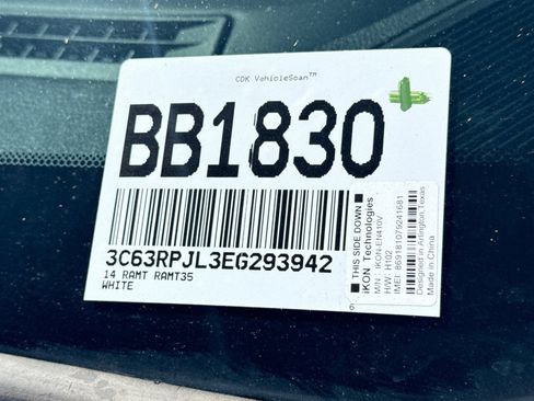 Used 2014 RAM 3500 Laramie RWD image 32