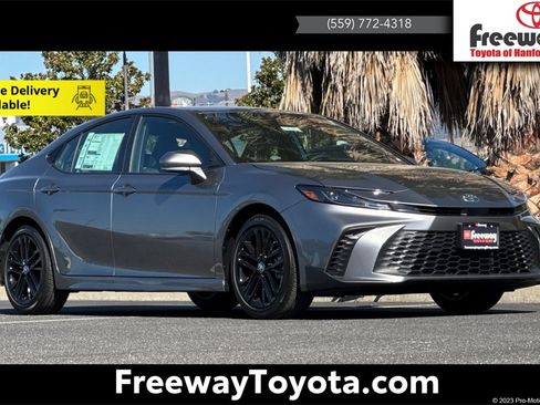 New 2026 Toyota Camry SE image 1