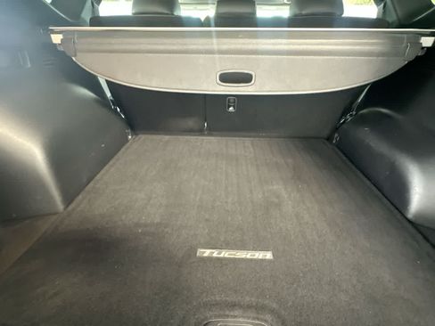 Used 2023 Hyundai Tucson Limited w/ Cargo Package FWD image 25