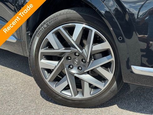 Used 2022 Hyundai Santa Fe Calligraphy w/ Cargo Package image 5